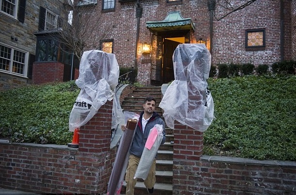 Nhà Obama rục rịch dọn đồ khỏi Nhà Trắng ảnh 2 Nha Obama ruc rich don do khoi Nha Trang anh 2