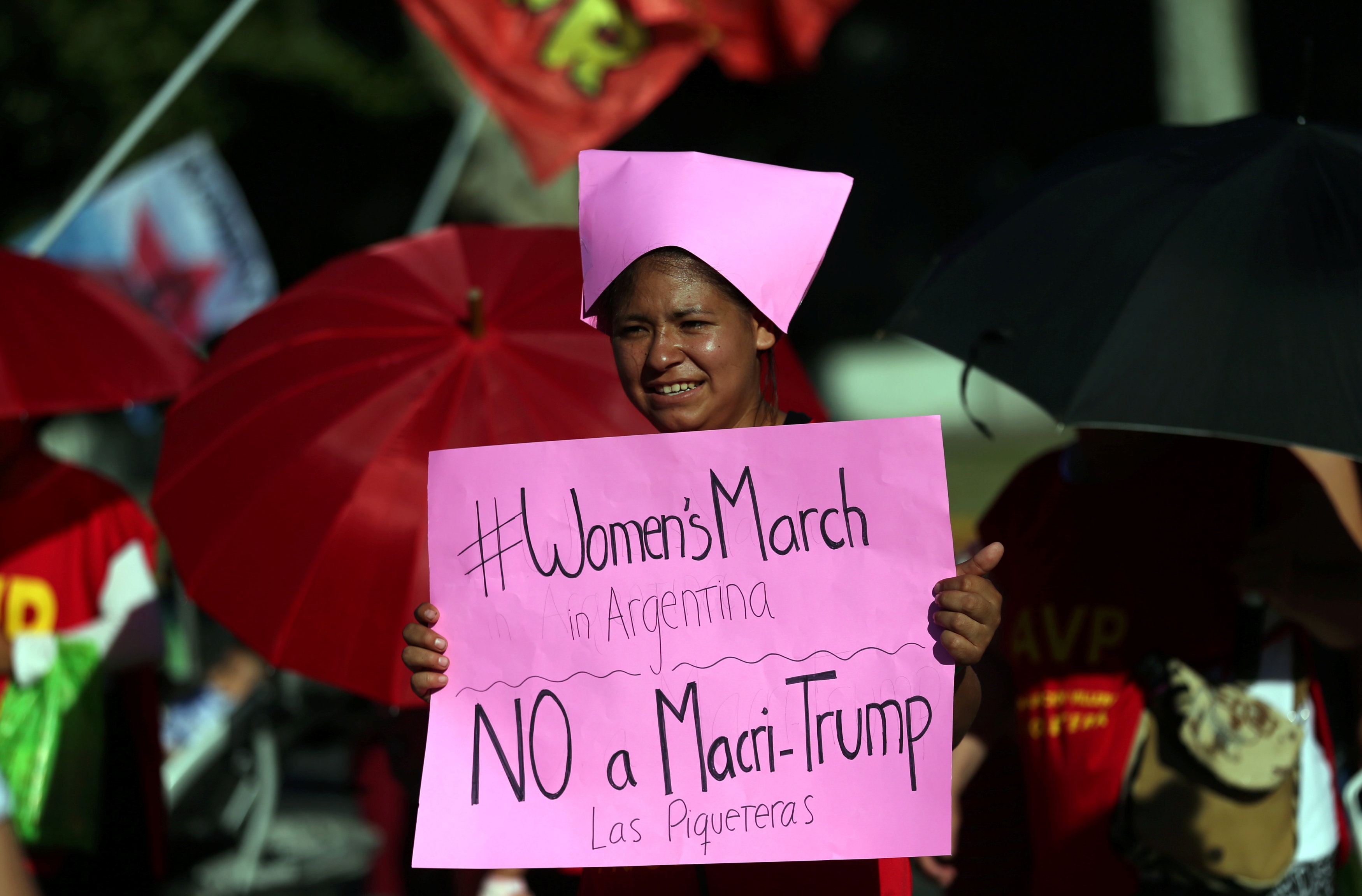 bieu tinh chong Trump anh 11