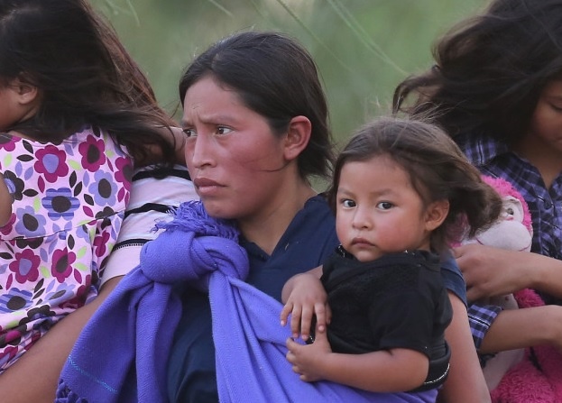 My co the chia re me con vuot bien tu Mexico hinh anh