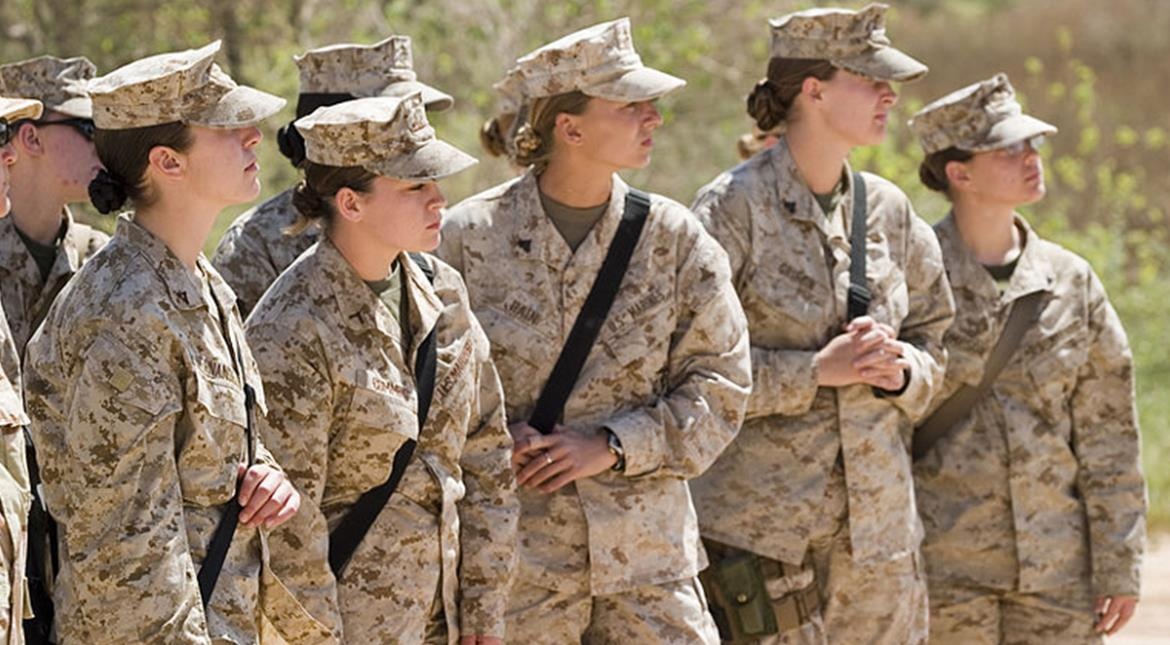 nu quan nhan bi tung anh nhay cam anh 4