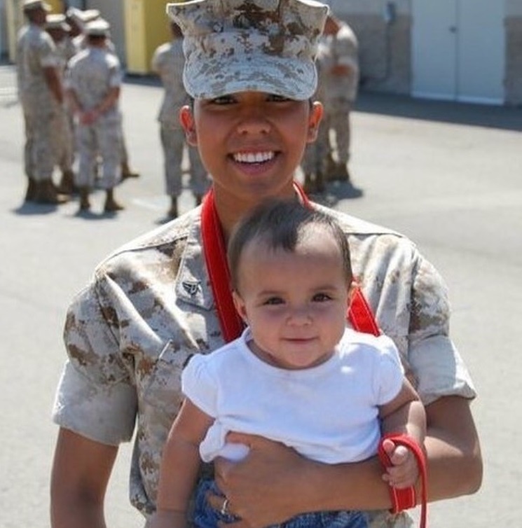 nu quan nhan bi tung anh nhay cam anh 2