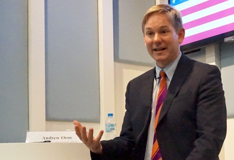 Giao su My: Trung Quoc chua chac thang neu 'gay su' voi Nhat Ban hinh anh