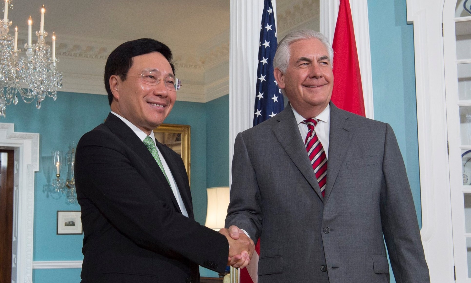 Tong thong Trump moi Thu tuong Nguyen Xuan Phuc tham My hinh anh