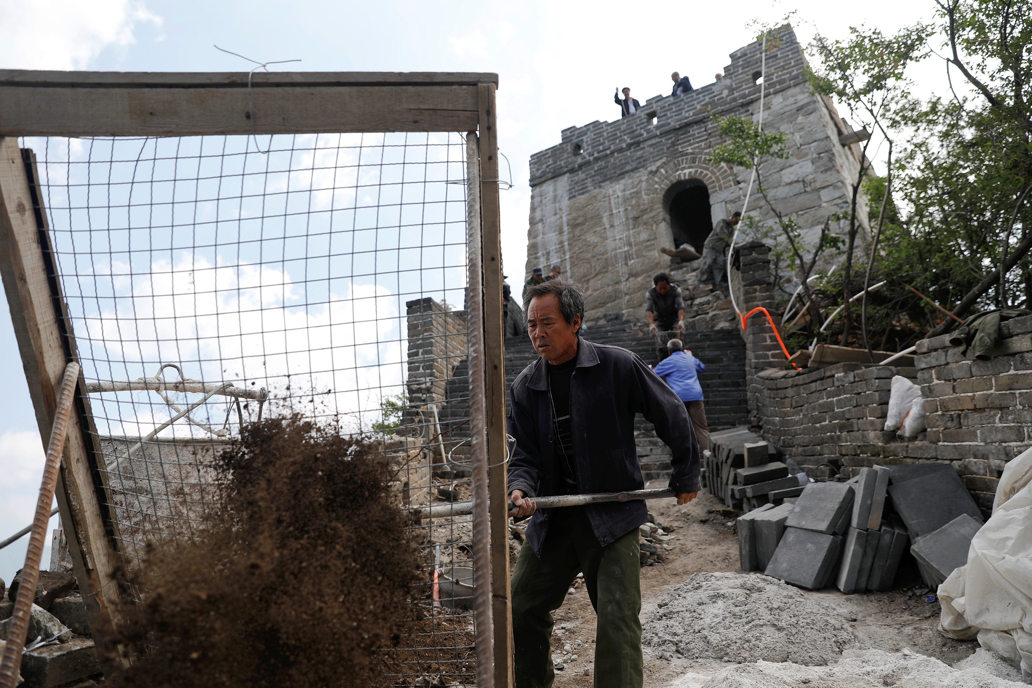 xay dung lai Van Ly Truong Thanh anh 8