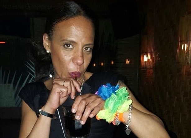 Vu chay London: Thoat chet than ky nho xa nuoc ngap nha hinh anh