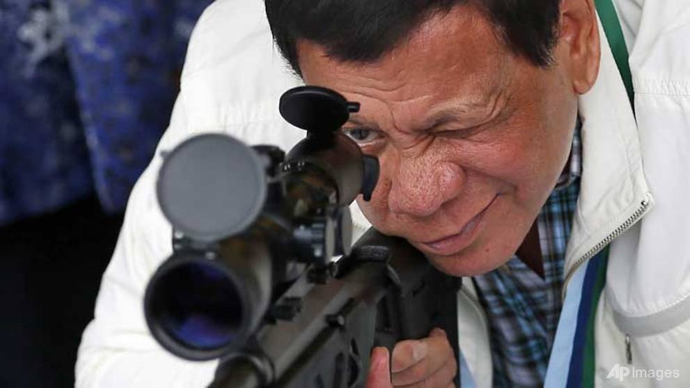 Trung Quoc tang Philippines hang nghin sung de doi pho phien quan hinh anh