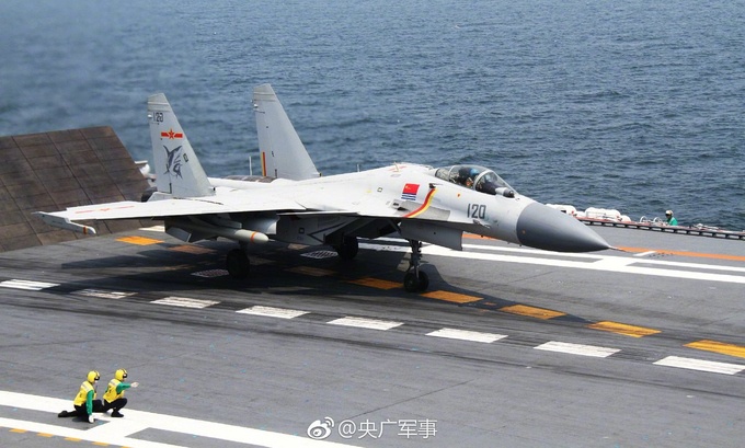 anh hiem ve tau san bay Lieu Ninh anh 6