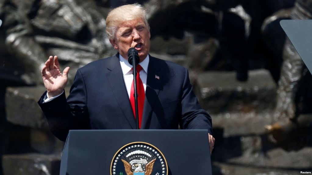 Trump noi Nga co the can thiep bau cu anh 1