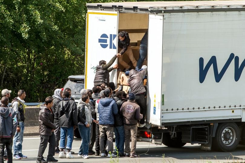 Tham kich buon nguoi bang 'lo nuong di dong' o My hinh anh