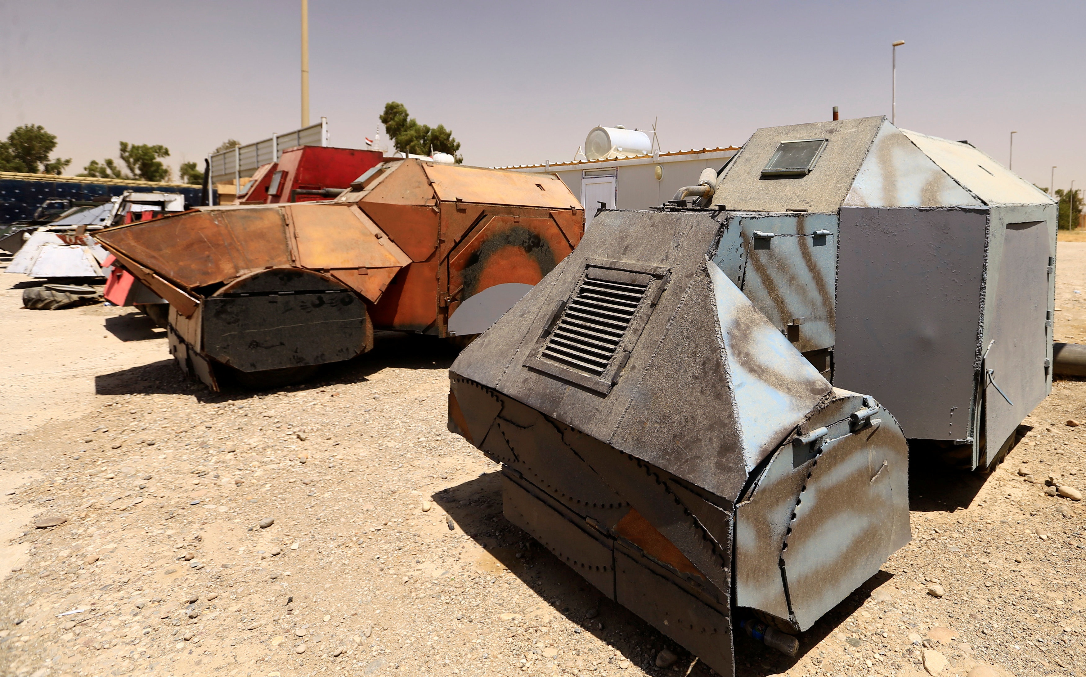 xe bom tu sat IS anh 5