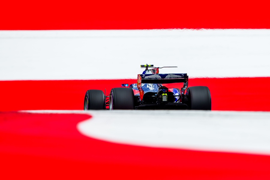 cu nhay thot tim lot top anh tuan anh 2