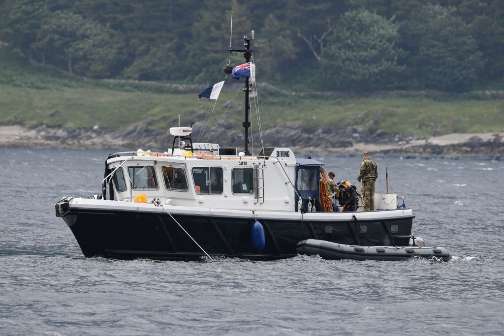 bom dong dat Anh anh 1