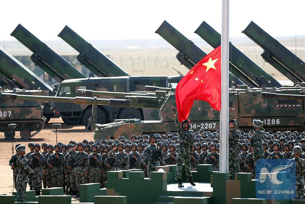 Chu tich Tap duyet quan doi anh 1