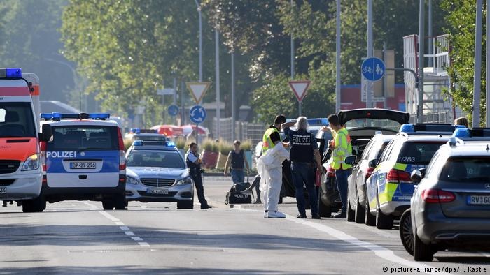 xả súng ở câu lạc bộ Đức ảnh 1 xa sung o cau lac bo Duc anh 1