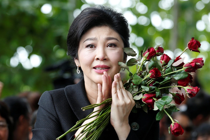 Cuu thu tuong Yingluck vang mat, toa ra lenh truy na hinh anh