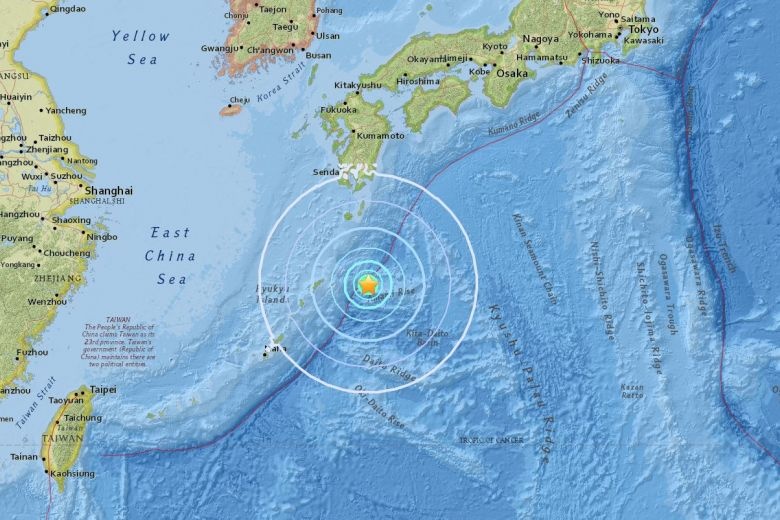 Dong dat cuong do 6,1 rung chuyen mien Nam Nhat Ban hinh anh