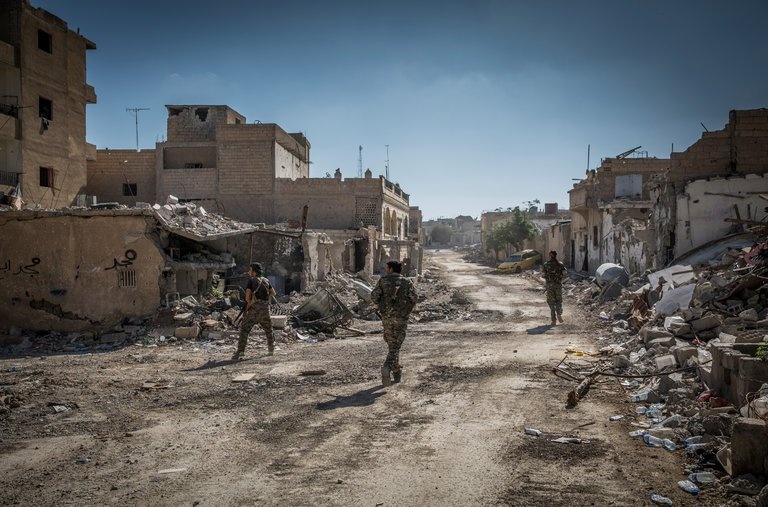 Raqqa duoc giai phong khoi IS anh 8