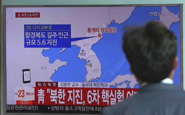 Trieu Tien kien quyet khong thoa hiep ve chuong trinh hat nhan hinh anh