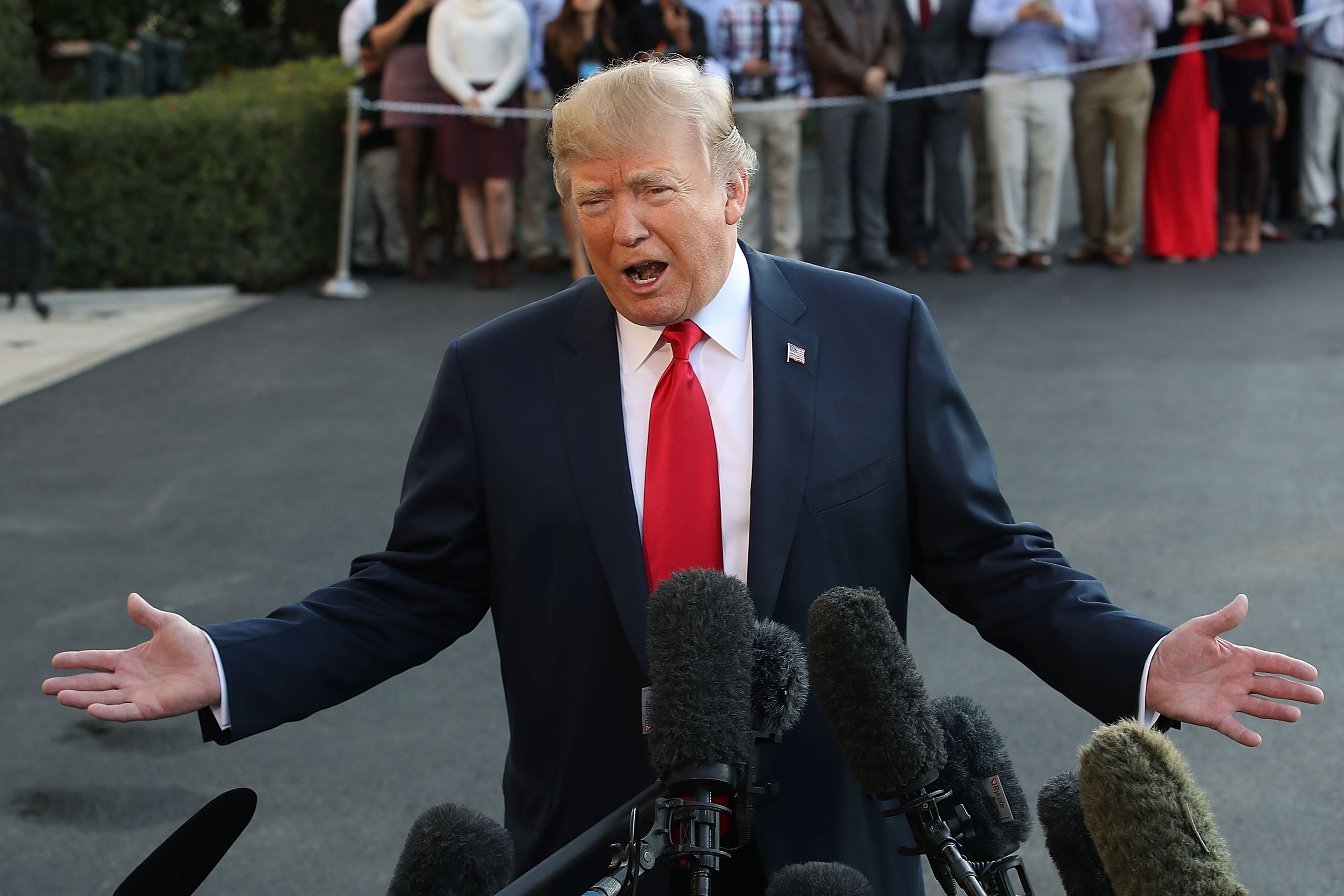 Trump đến Hawaii ảnh 3 Trump den Hawaii anh 3