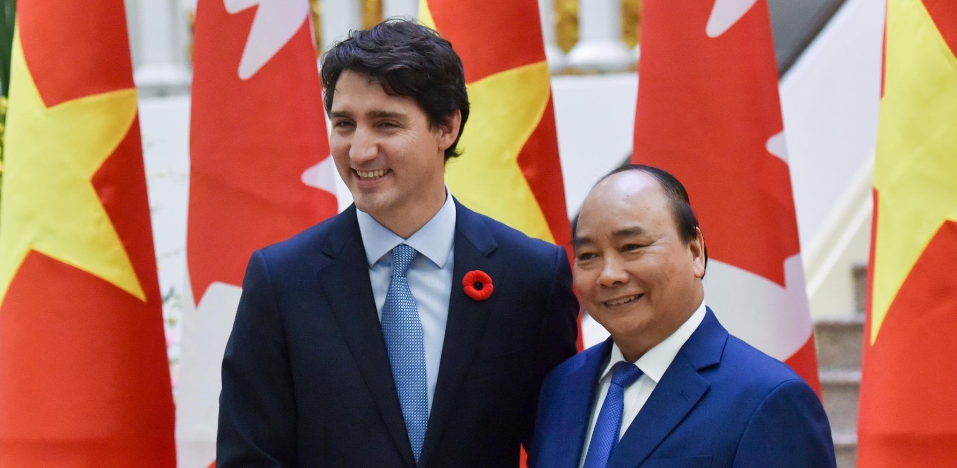 Thu tuong Nguyen Xuan Phuc hoi dam voi Thu tuong Canada Trudeau hinh anh
