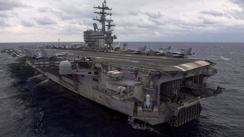 may bay My roi anh 1