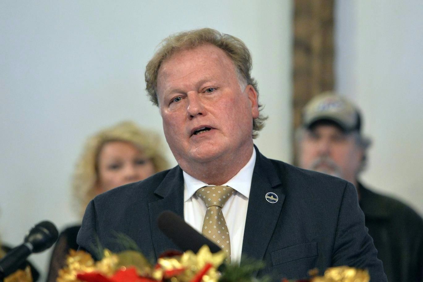 Nghi si bang Kentucky tu sat vi vuong be boi tinh duc hinh anh