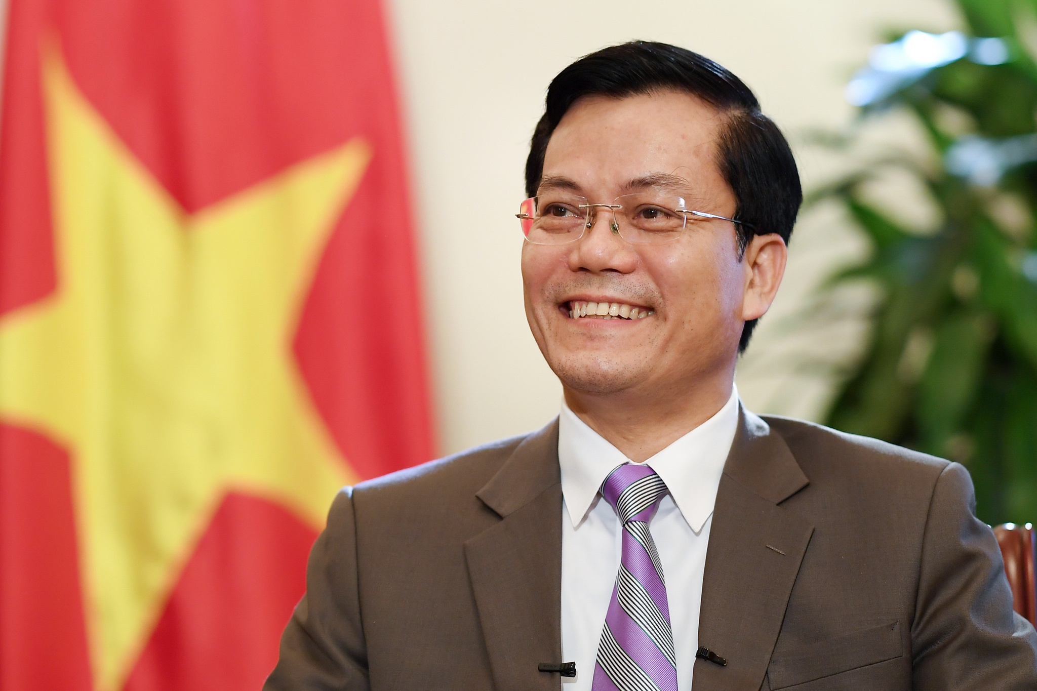 Quan he Viet - My 2018: Thoa thuan hon 20 ty USD can trien khai hinh anh