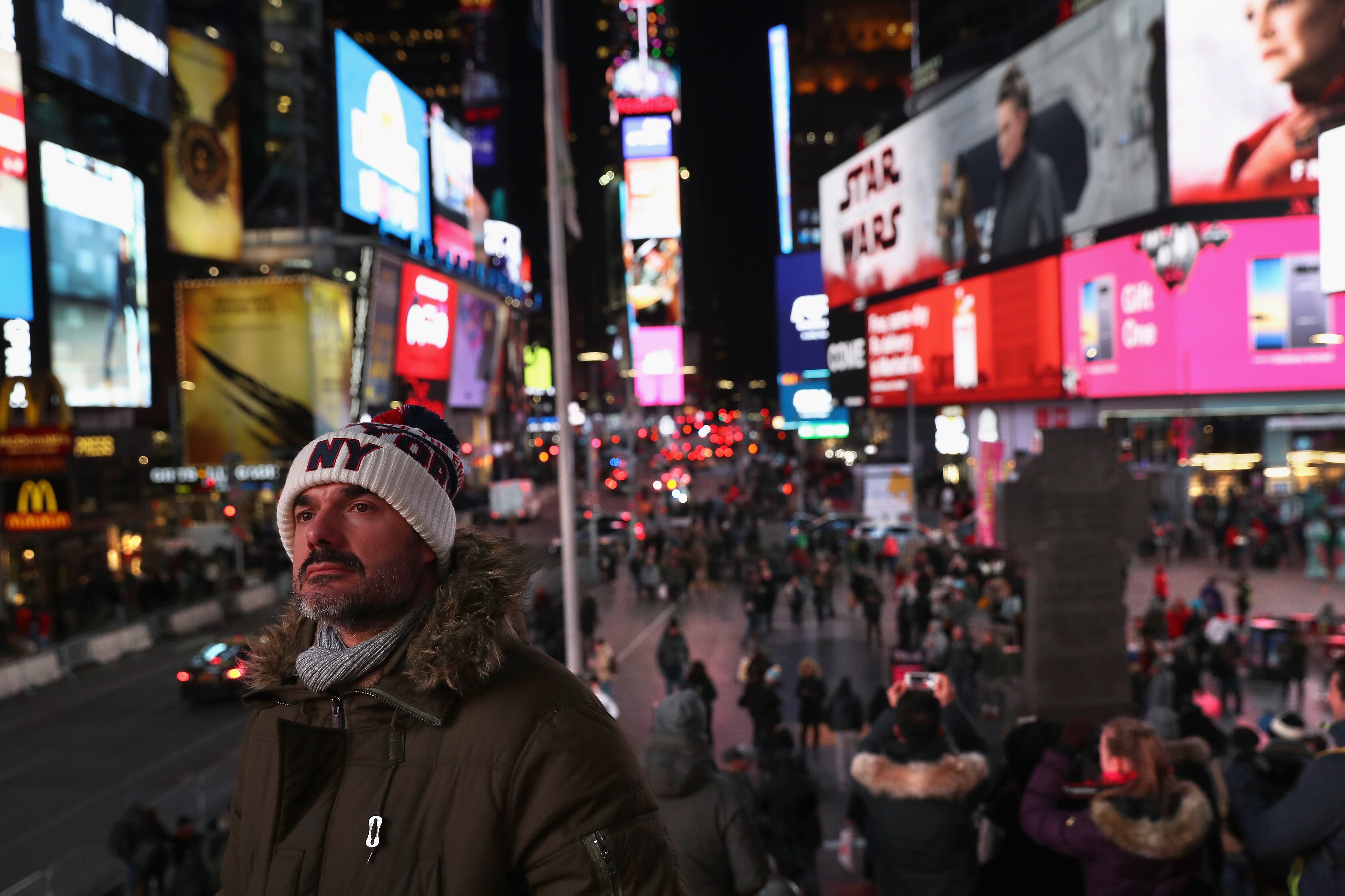 New York don nam moi anh 1