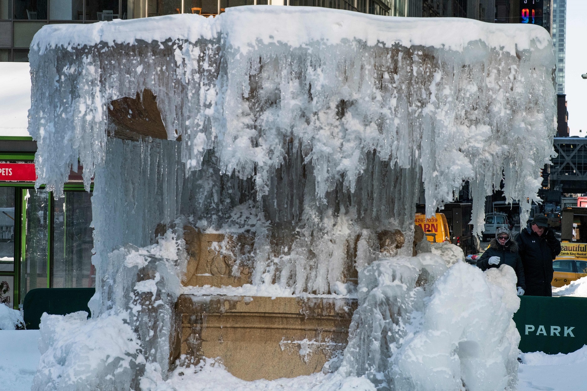 bom bao tuyet o My anh 7