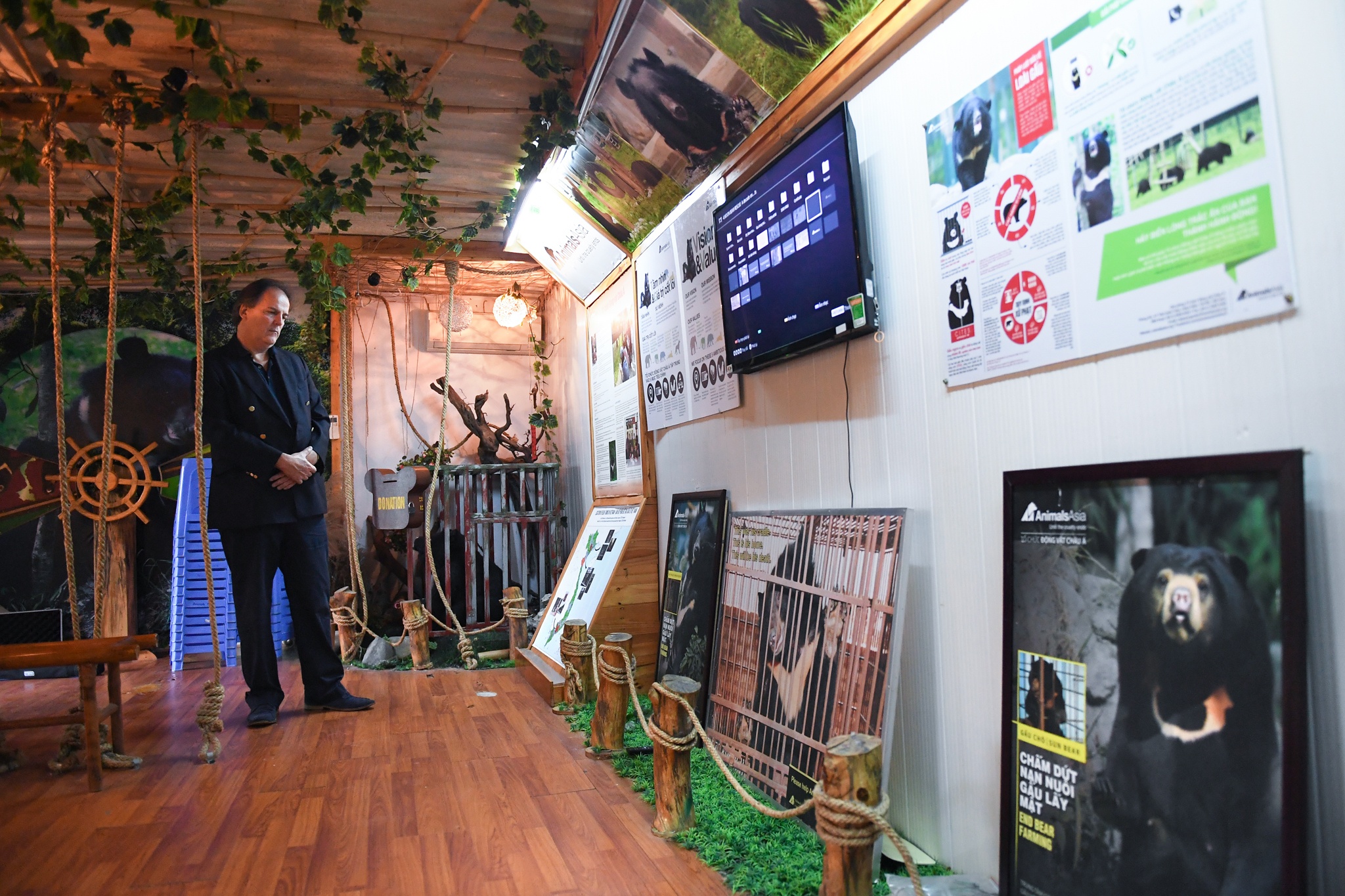 quoc vu khanh Anh tham Viet Nam anh 9