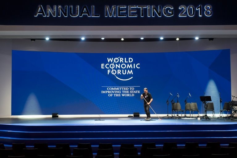 dien dan kinh te the gioi anh 1