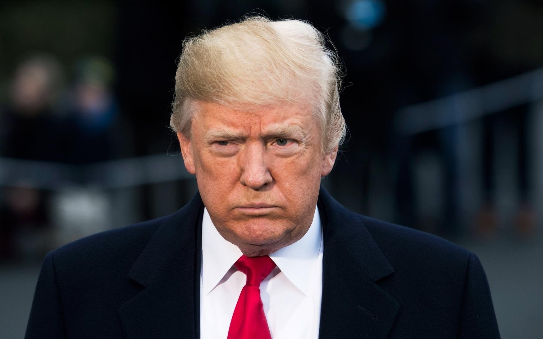 Cuoc doi dau kich tinh giua Trump va gioi tinh hoa tai Davos hinh anh