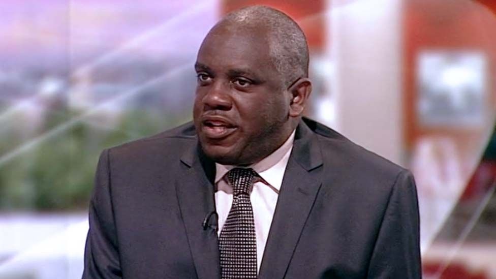 Bao cao ve chung toc cua chinh phu Anh gay phan no hinh anh