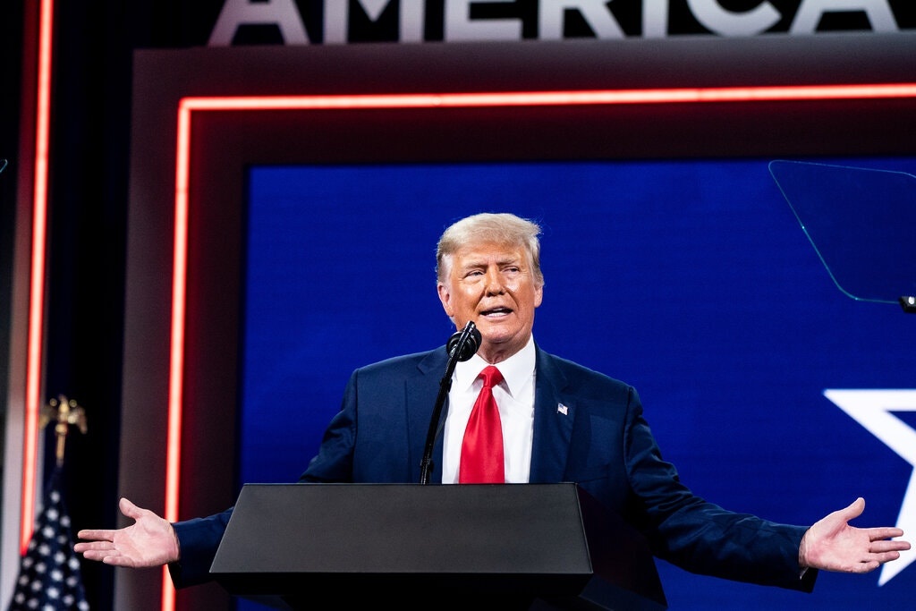 trump chuan bi tro lai anh 1