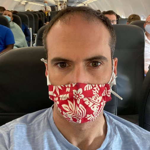 nguoi my ve que de tiem vaccine anh 5