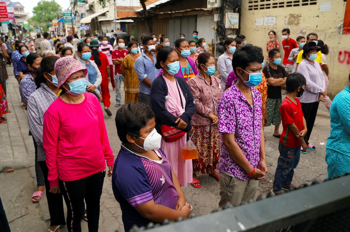 campuchia lay nhiem Covid-19 lan ba anh 2