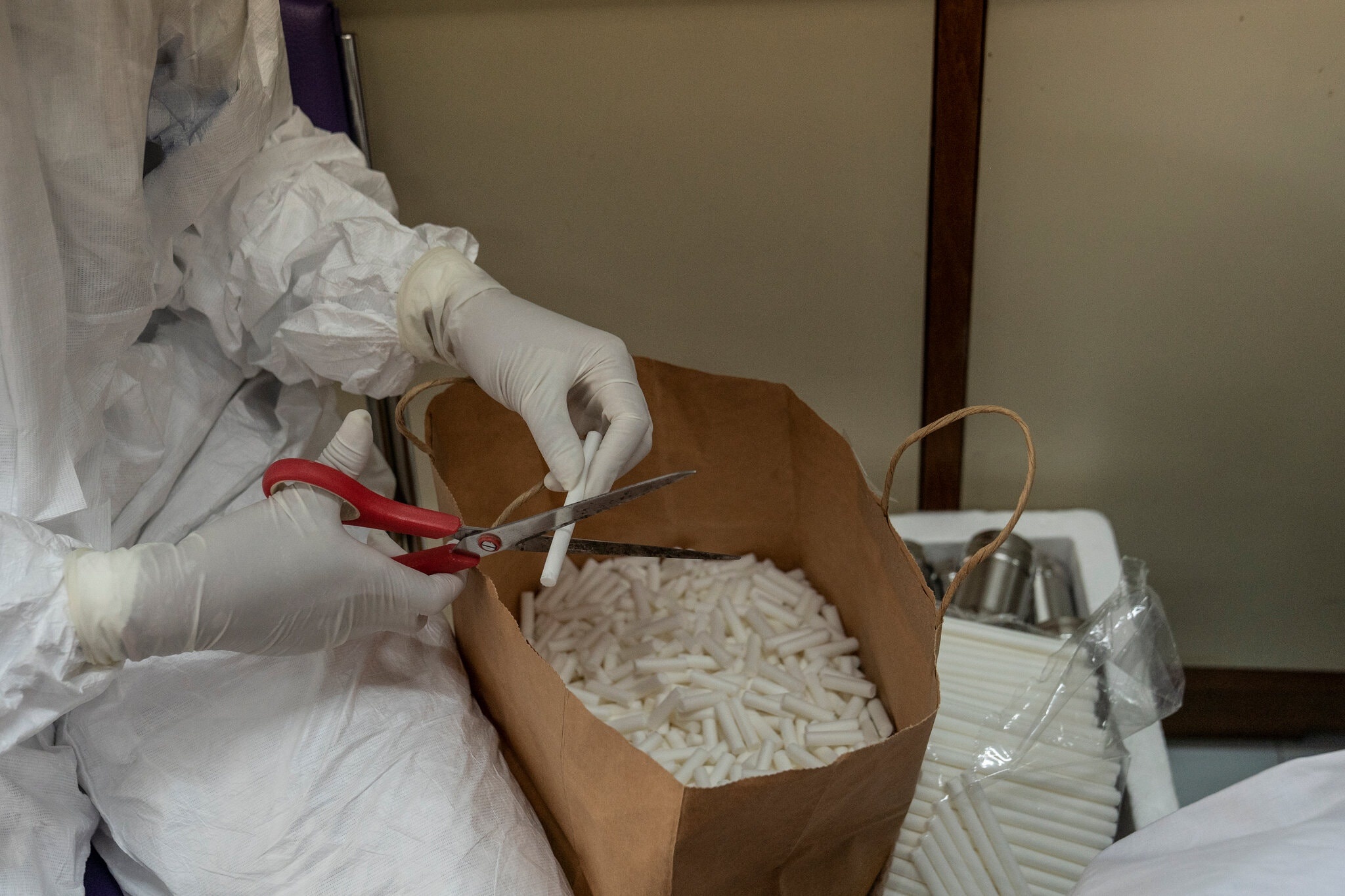 Cho phat hien Covid-19 anh 3