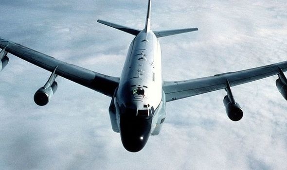 My trinh sat Bien Dong anh 1