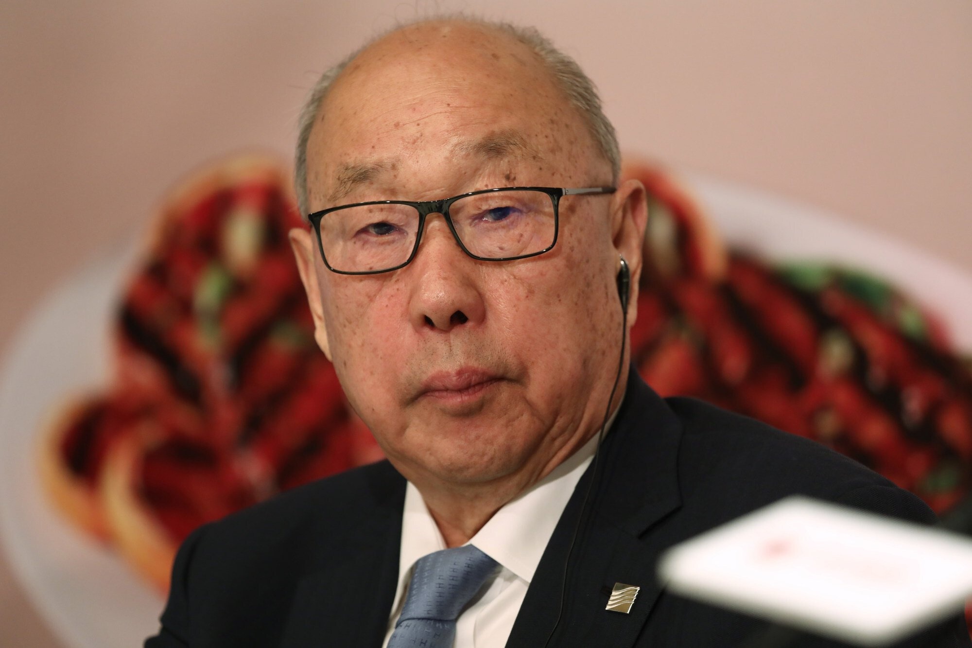 Con trai chu tich hang thit lon lon nhat the gioi bi duoi viec hinh anh