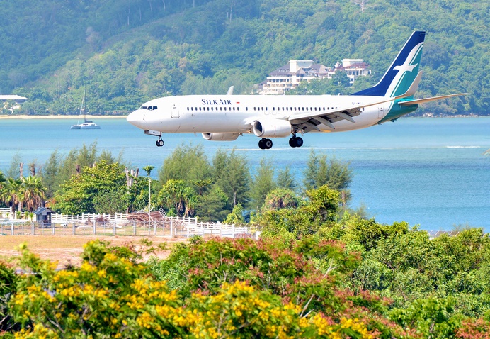 Phuket chinh thuc don khach quoc te tro lai hinh anh