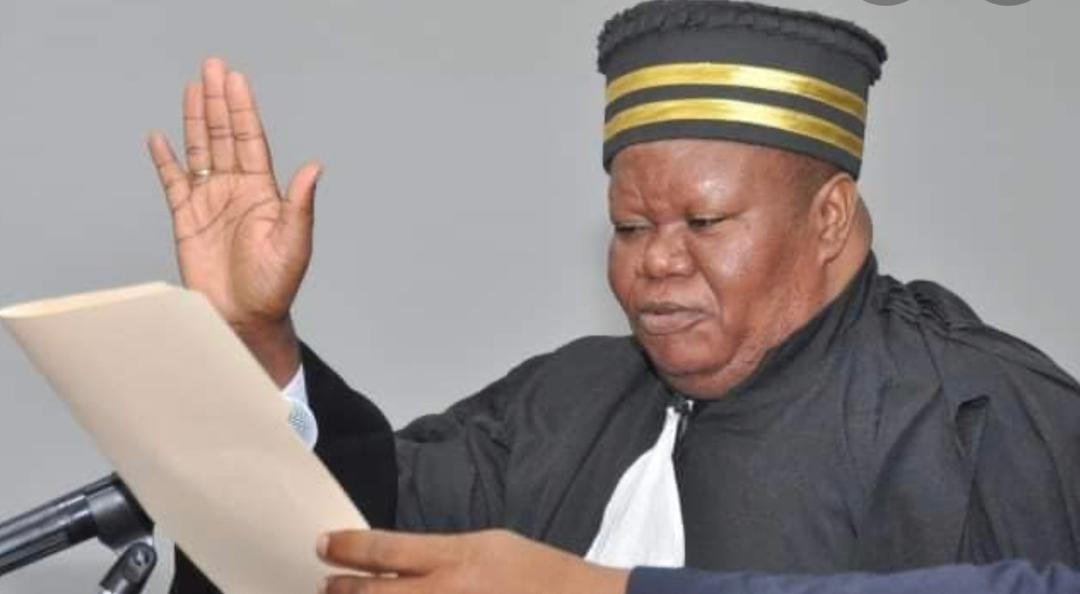 Nguoi ke nhiem tong thong Haiti theo luat da qua doi truoc vi Covid-19 hinh anh