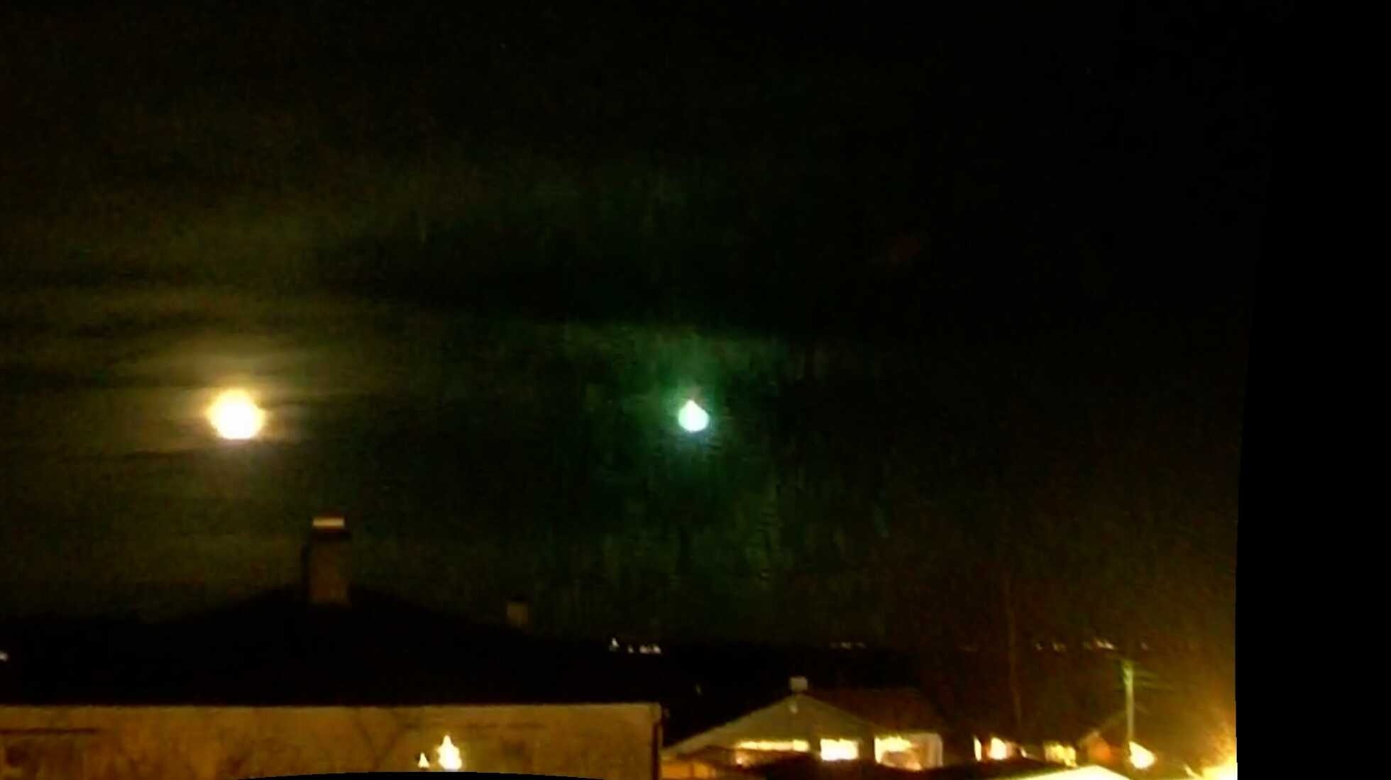 Sao bang thap sang bau troi Na Uy hinh anh