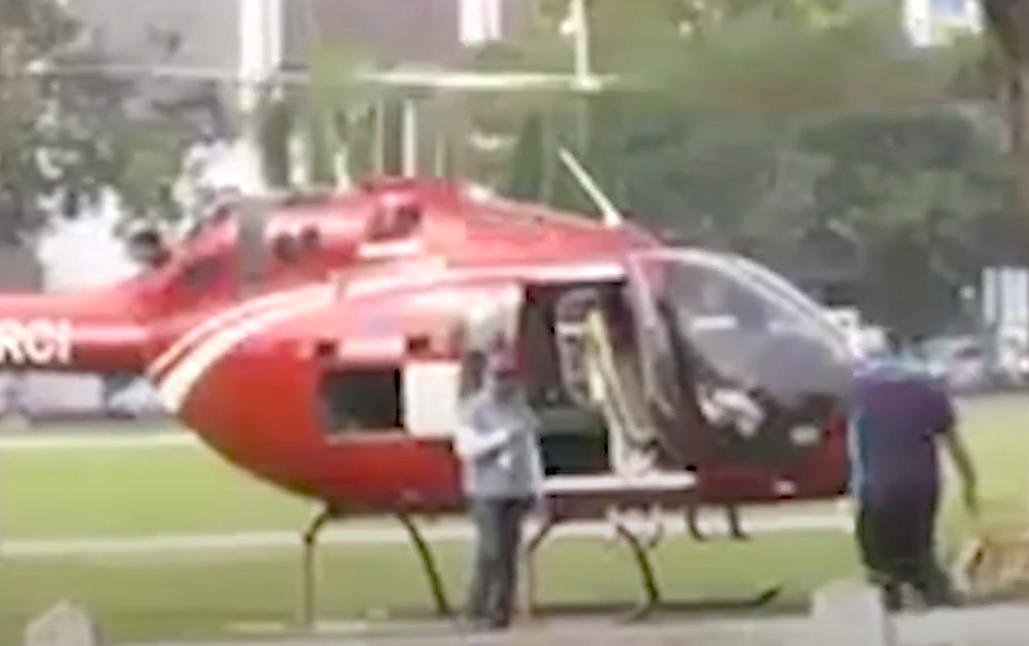 Dung truc thang de nhan 36 suat com ca ri giua phong toa o Malaysia hinh anh