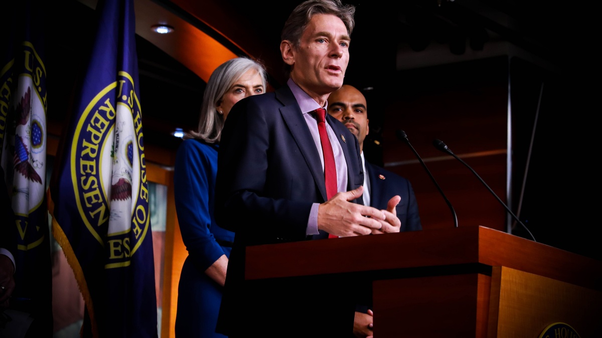 44 nghi si My keu goi ong Biden keo dai thoi gian rut quan toan bo hinh anh