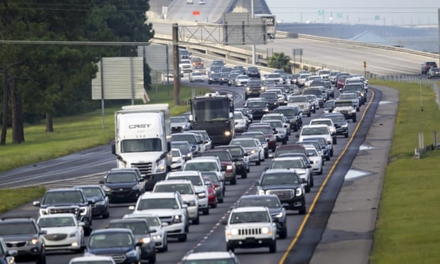 Hang chuc nghin nguoi My so tan khan cap khi bao lon sap do bo hinh anh