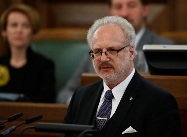 Tong thong Latvia mac Covid-19 du duoc tiem ngua day du hinh anh