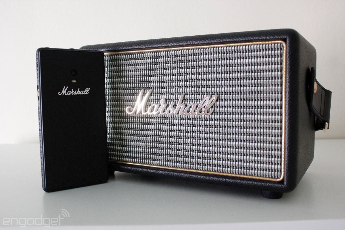 5 smartphone tu thuong hieu 'tay ngang' anh 3