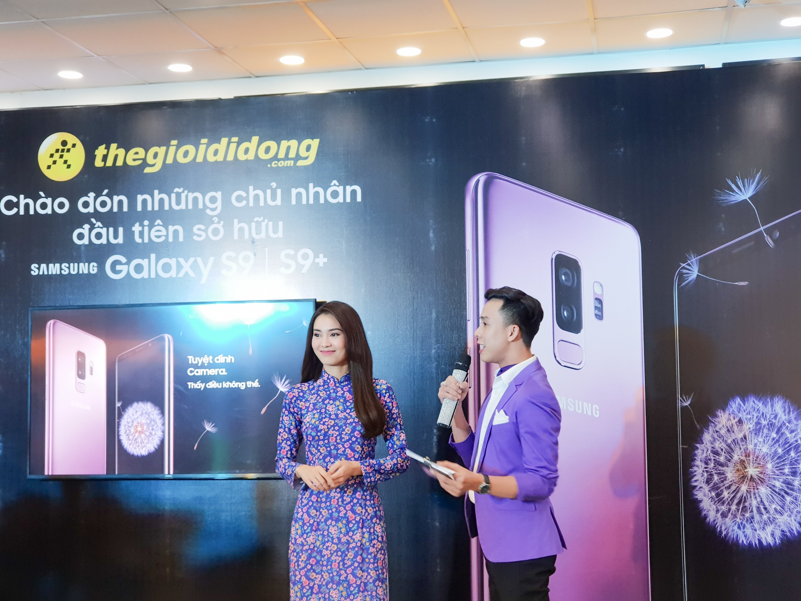 Mo ban galaxy S9 anh 7