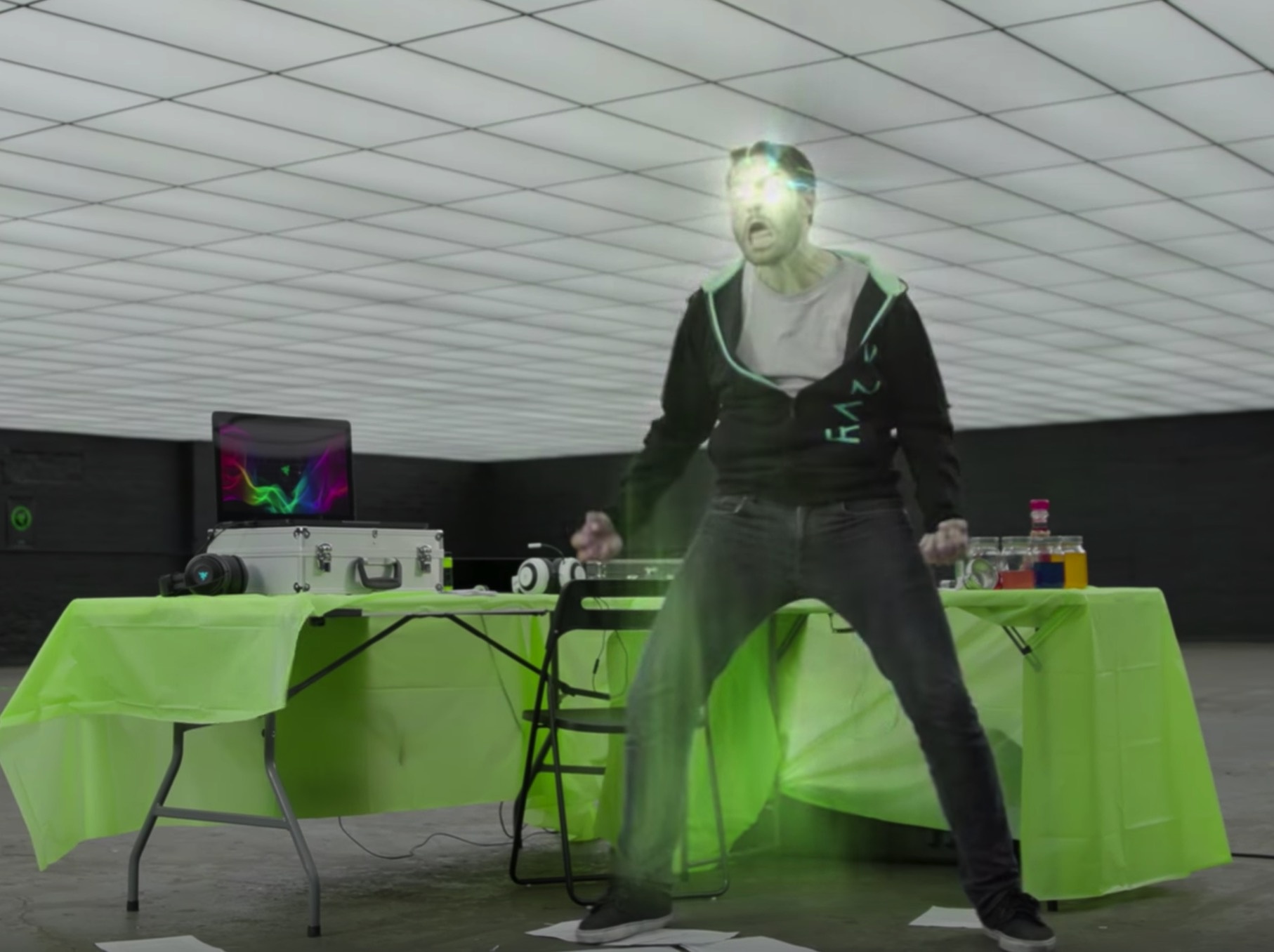 Nuoc sieu tang luc Razer danh cho game thu hinh anh