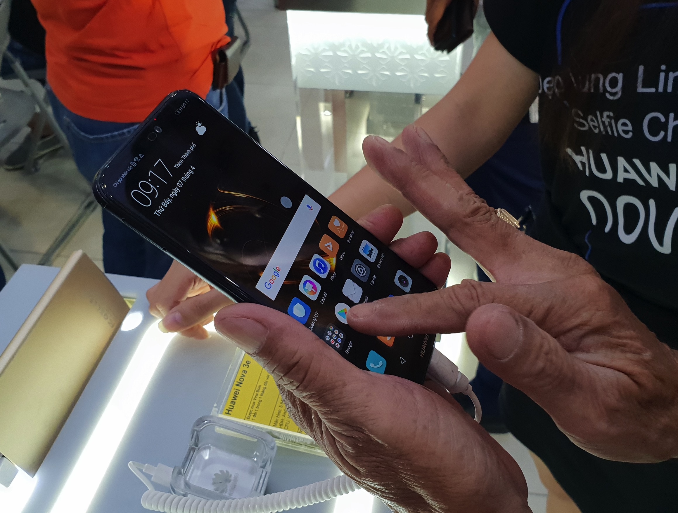 Mở bán huawei nova 3e ảnh 5 Mo ban huawei nova 3e anh 5